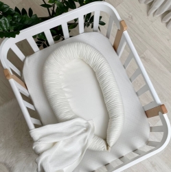 Protectie somn - Baby Nest Velvet milky
